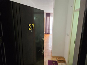 Suit 27
